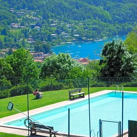 Near With Mountain Views Hotel Castelveccana