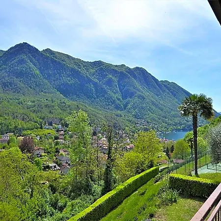 Near With Mountain Views Hotel Castelveccana