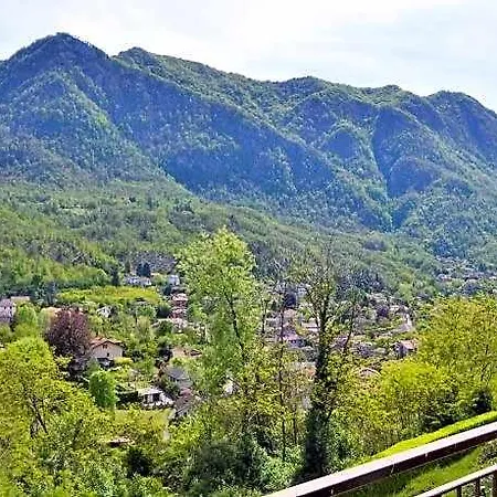 Near With Mountain Views Hotel Castelveccana