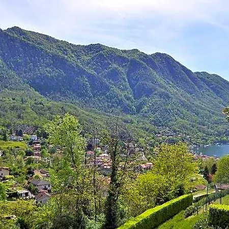 Near With Mountain Views Hotel Castelveccana