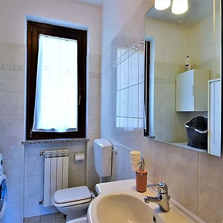 Hotel Near With Mountain Views Castelveccana